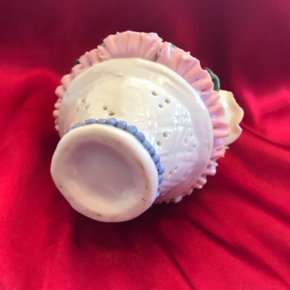 Home-#1) 🌹🌺🌷Porcelain basket of flowers - Picture 3 of 4